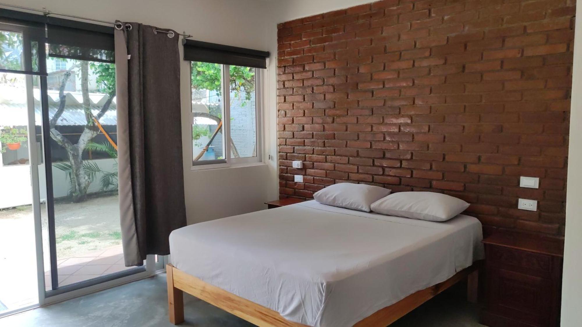 Casa Sixta A 7Min Del Aeropuerto Internacional Pmx Y 2 Cuadras Terminal Autob Ado Hotel Puerto Escondido  Bagian luar foto